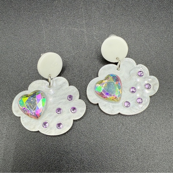 White Cloud Acrylic Earrings with Iridescent Purple Heart Accent - Picture 8 of 10